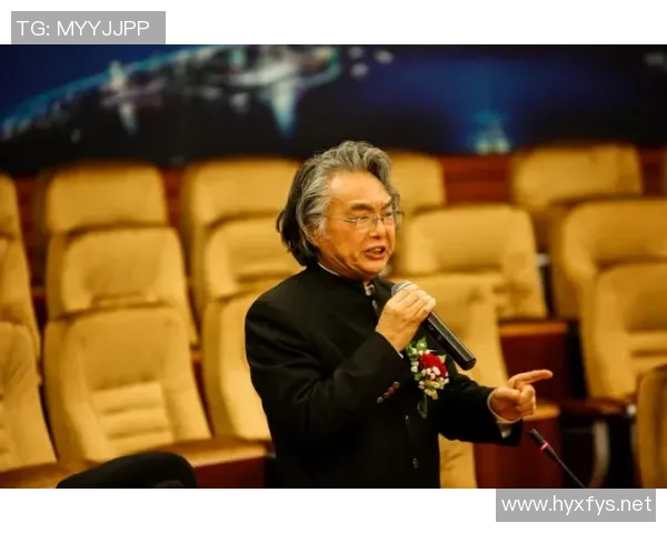 于再清的艺术人生探索与创新之路:从传统到现代的跨越与融合 于再清的艺术人生探索与创新之路:从传统到现代的跨越与融合