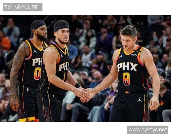 太阳不敌爵士,连败势头持续 太阳不敌爵士,连败势头持续