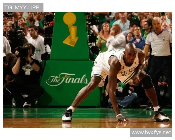 加内特职业生涯数据全面解析与成就回顾 加内特职业生涯数据全面解析与成就回顾